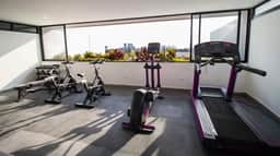 Bambú Residencial, Pool Onsite, 5 min from Beach! - Image 4