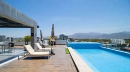 Walk to Beach | Rooftop Pool & Jacuzzi - Image 3