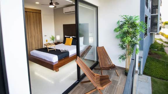 Bambú Residencial, Pool Onsite, 5 min from Beach! - Image 2
