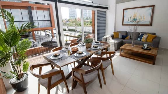 Oceanview Roof Pool, Amazing Loft at Zoho - Image 5