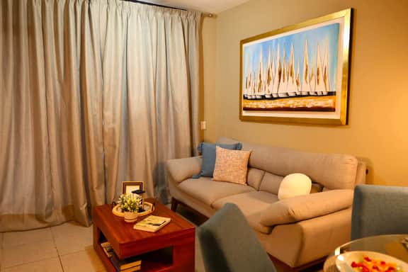 Modern Fully Equipped Apt and Pool - Image 3