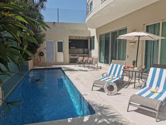 Romantic Retreat: Elegant Design, Pool & Open Spaces - Image 2